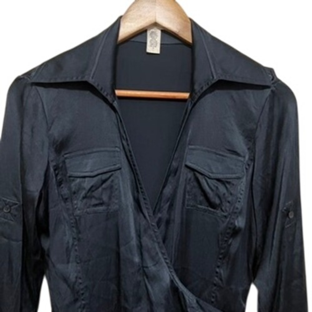 Diane von Furstenberg Silk Lycra Wrap Shirt Blouse Top Black Size‎ 4 - Picture 3 of 7